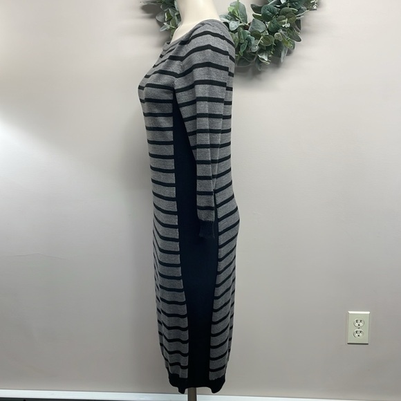 Ann Taylor Sweater Dress Wool Blend 3/4 Length Sleeve Gray Black Striped S - Picture 3 of 16